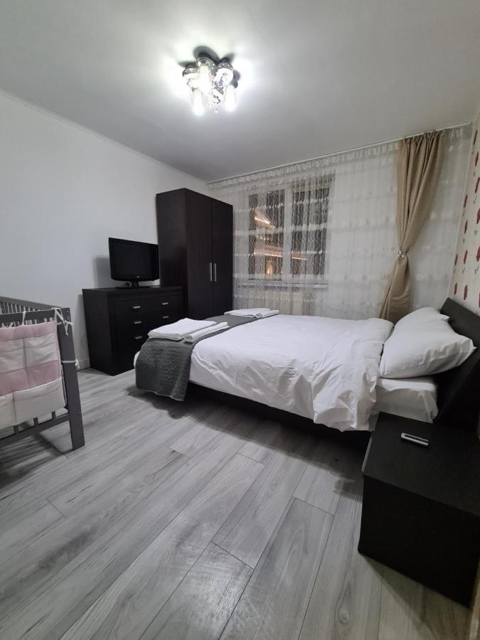 Apartamento Apartament Ultra Central 1 Hunedoara Exterior foto